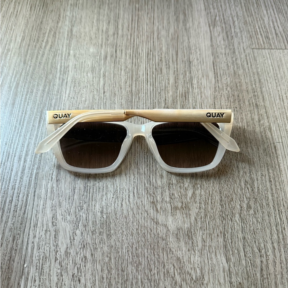 quay australia call the shots remixed white & gold retro cat eye sunglasses NEW - Picture 2 of 5